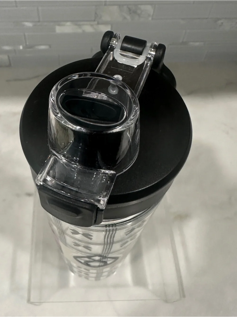 Glass Push 32 oz Reusable Leak-Proof Glass Water Bottle - Black Bow Pattern
